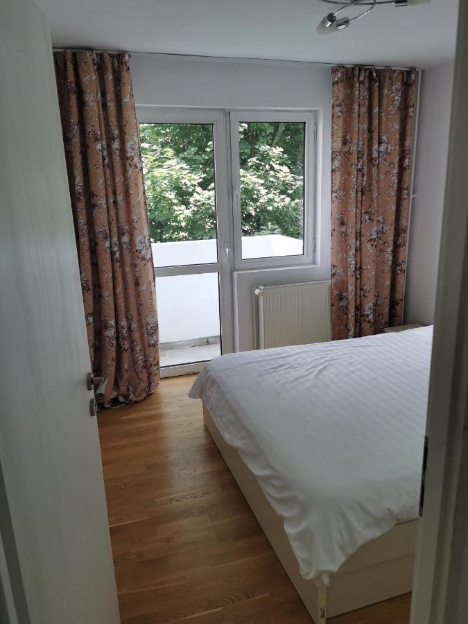 Confortable Cozy Apt Bukares Bagian luar foto